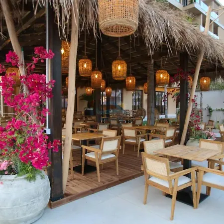 Palmera Escape Radhime * Влёра